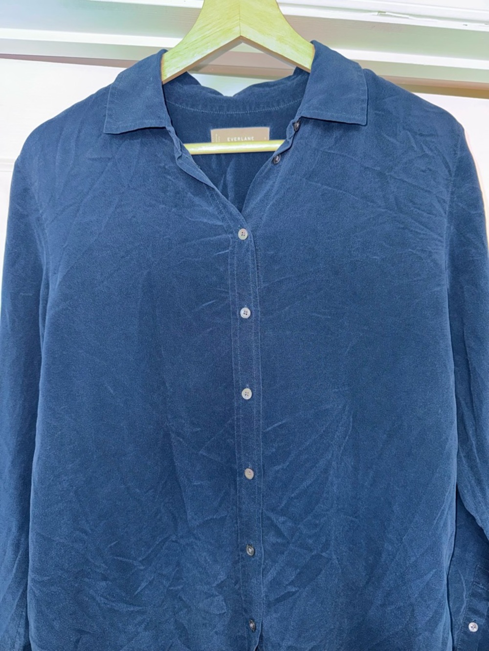 Everlane Silk Relaxed Long-Sleeve Button Down Shirt Navy 6 - Picture 2 of 5